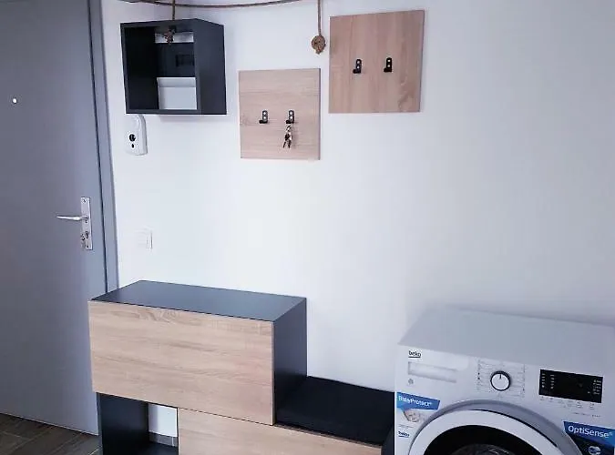 Apartment Dream - West