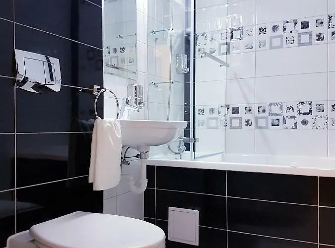 Apartment Dream - West